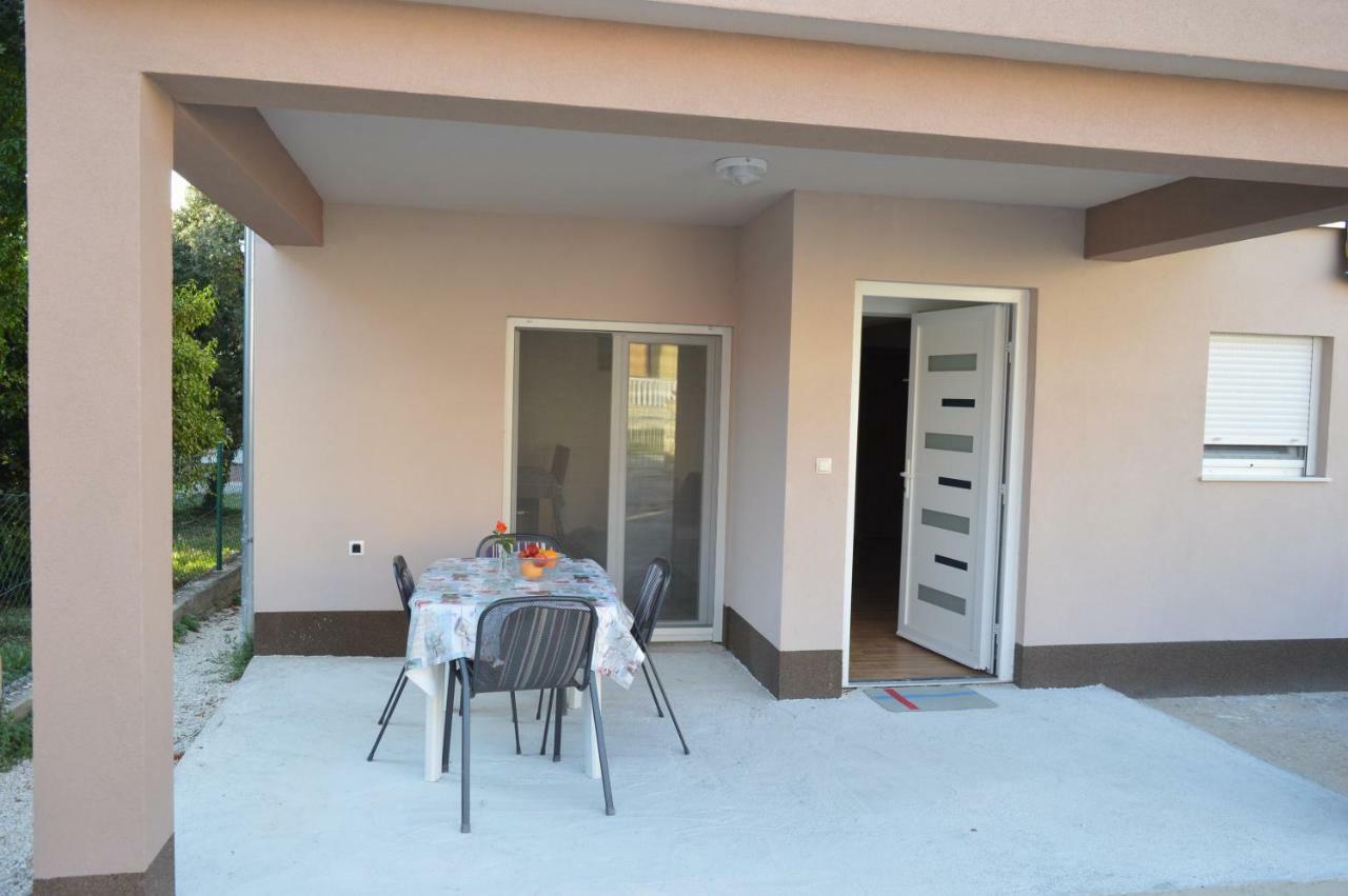 Fourm Apartment Бибине Екстериор снимка