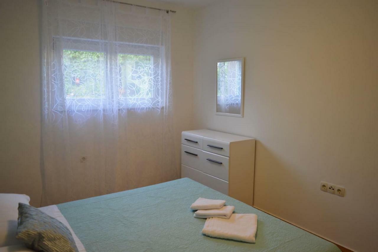 Fourm Apartment Бибине Екстериор снимка