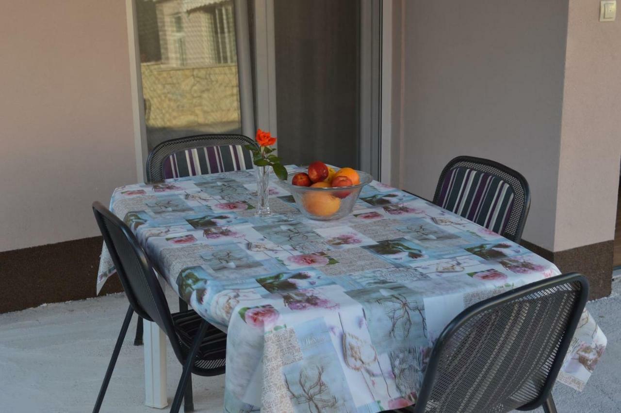 Fourm Apartment Бибине Екстериор снимка