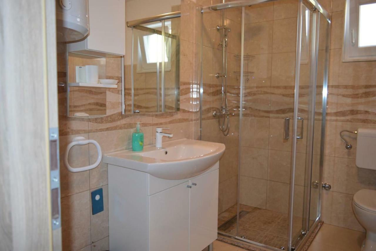 Fourm Apartment Бибине Екстериор снимка